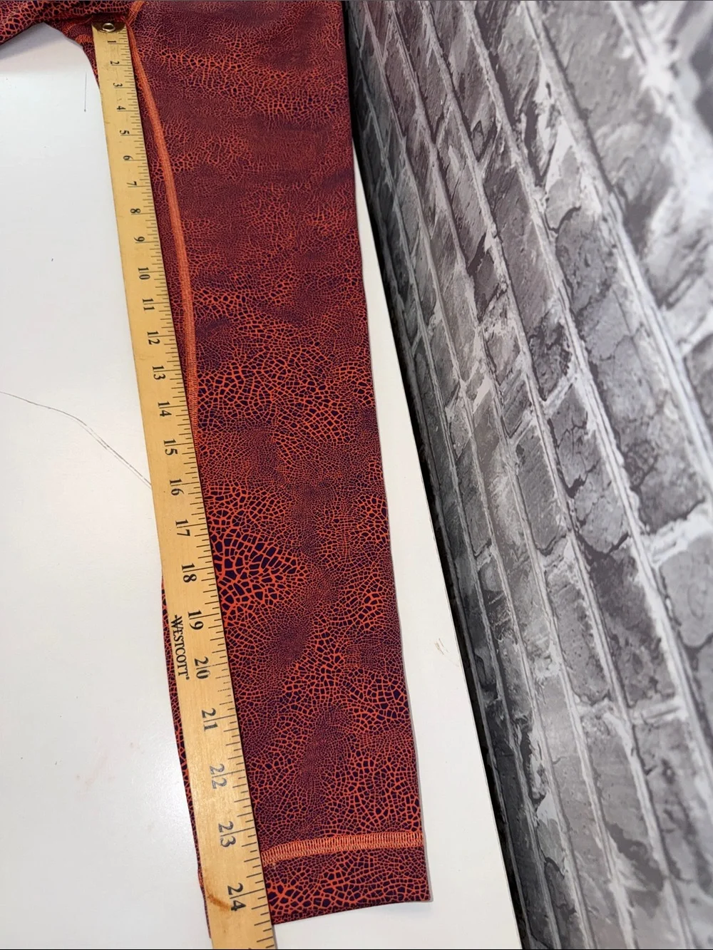 lululemon athletica Red and Orange Textured Print Leggings